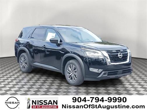 2025 Nissan Pathfinder S