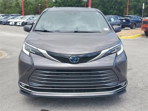 2021 Toyota Sienna