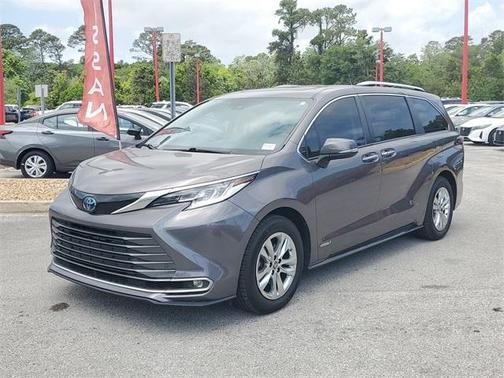 2021 Toyota Sienna