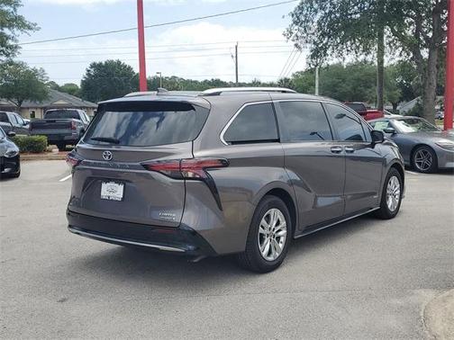 2021 Toyota Sienna