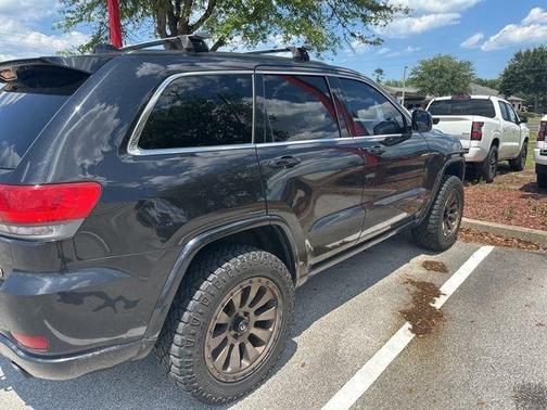 Brilliant Black Crystal Pearlcoat 2014 Jeep Grand Cherokee Altitude