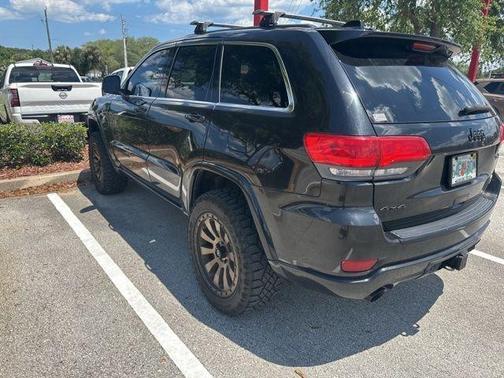 Brilliant Black Crystal Pearlcoat 2014 Jeep Grand Cherokee Altitude