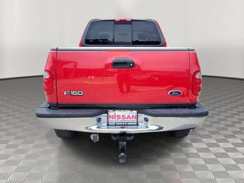 Bright Red Clearcoat 2002 Ford F-150 SuperCab