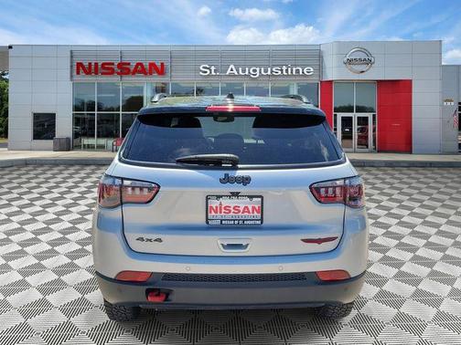 Silver Zynith 2024 Jeep Compass Trailhawk