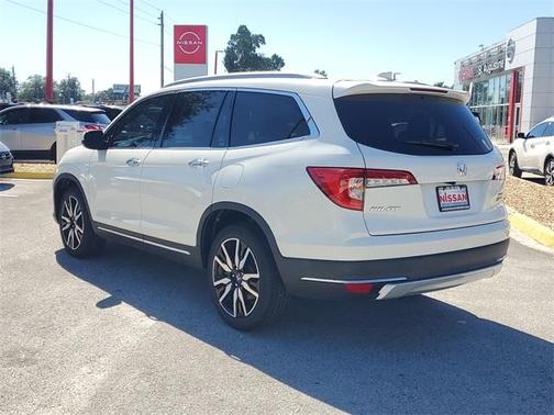 2019 Honda Pilot Touring 7-Passenger