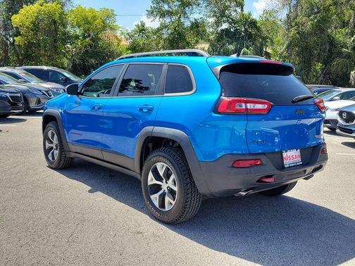 Hydro Blue Pearlcoat 2018 Jeep Cherokee Trailhawk