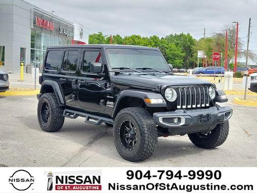 Black Clearcoat 2019 Jeep Wrangler Unlimited Sahara
