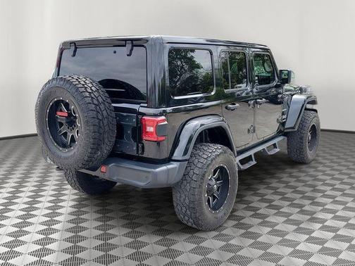 Black Clearcoat 2019 Jeep Wrangler Unlimited Sahara