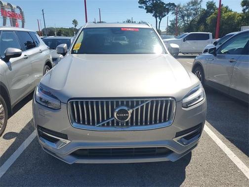 2023 Volvo XC90 B6 Plus 6-Seater