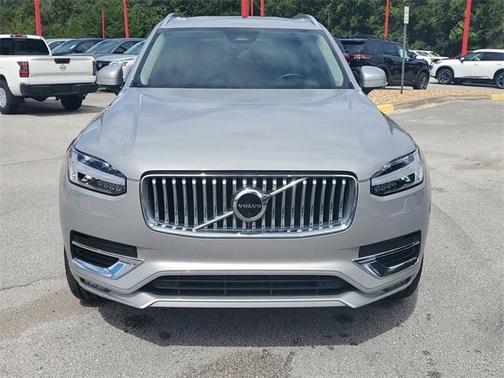 2023 Volvo XC90 B6 Plus 6-Seater