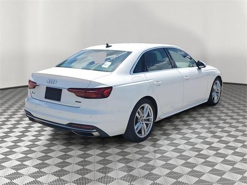 2022 Audi A4 45 S line Premium Plus