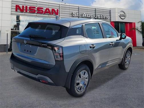 2025 Nissan Kicks S