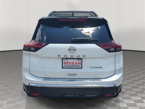 2025 Nissan Rogue Platinum