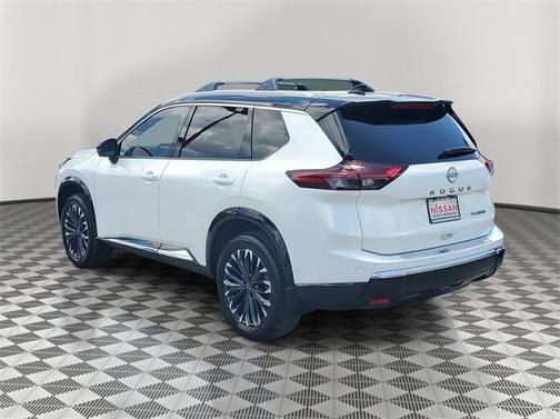 2025 Nissan Rogue Platinum