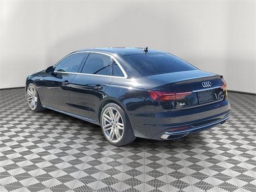 2022 Audi A4 45 S line Premium Plus