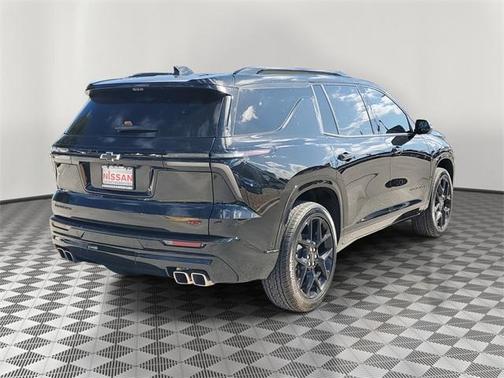 2025 Chevrolet Traverse RS