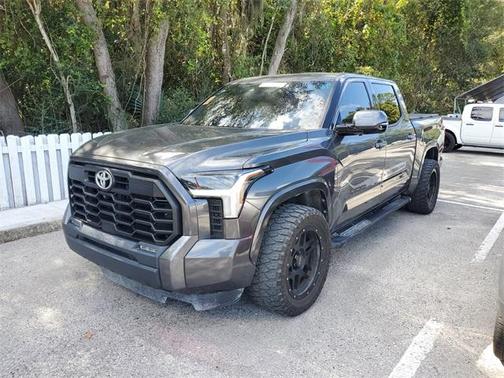 2023 Toyota Tundra SR5