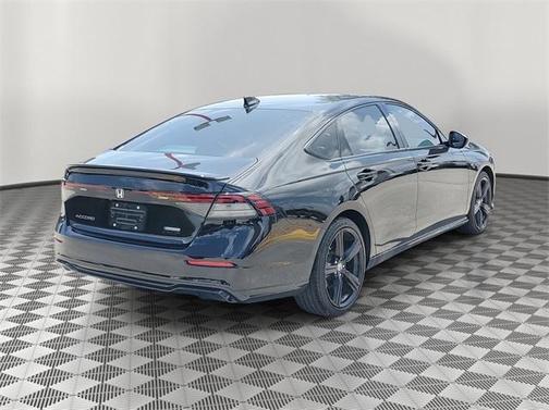 2023 Honda Accord Hybrid Sport-L