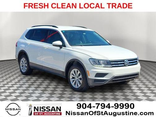 Pure White 2018 Volkswagen Tiguan 2.0T SE