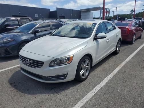 2015 Volvo S60 T5 Premier