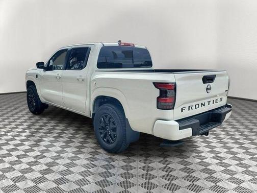 Glacier White 2026 Nissan Frontier SV