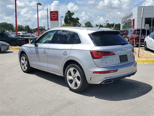 2022 Audi Q5 45 S line quattro Premium