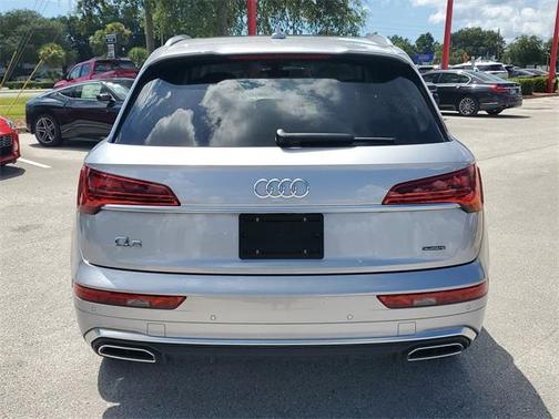 2022 Audi Q5 45 S line quattro Premium