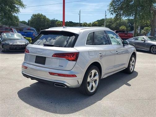 2022 Audi Q5 45 S line quattro Premium