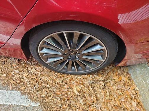2016 Lincoln MKZ Hybrid Base