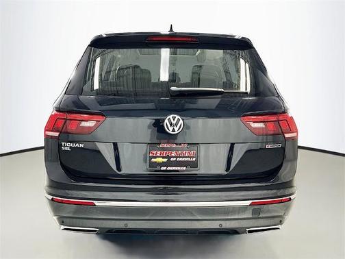2019 Volkswagen Tiguan 2.0T SEL