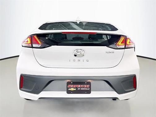 2020 Hyundai IONIQ Hybrid SEL