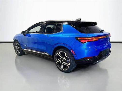 2026 Chevrolet Equinox EV LT 2