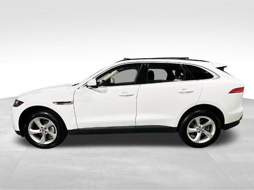 Fuji White 2019 Jaguar F-PACE 25t Premium