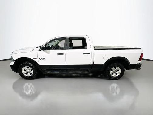 Bright White Clearcoat 2014 RAM 1500 SLT