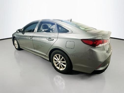 Machine Gray 2018 Hyundai SONATA SE
