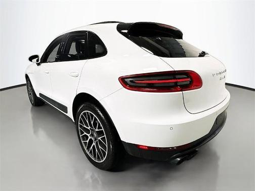 2018 Porsche Macan S