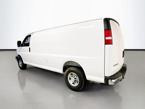 Summit White 2025 Chevrolet Express 2500 Work Van