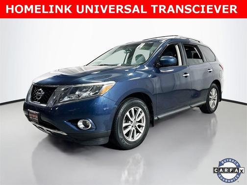 2016 Nissan Pathfinder SV