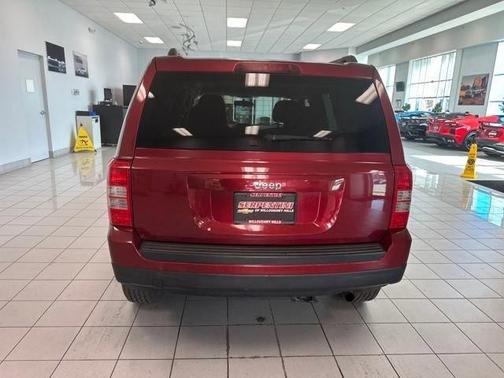 Deep Cherry Red Crystal Pearlcoat 2015 Jeep Patriot Sport