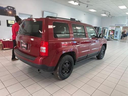 Deep Cherry Red Crystal Pearlcoat 2015 Jeep Patriot Sport