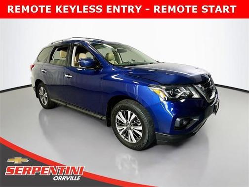 2018 Nissan Pathfinder SV