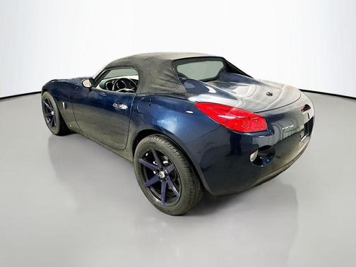 Deep Dark Blue Metallic 2007 Pontiac Solstice