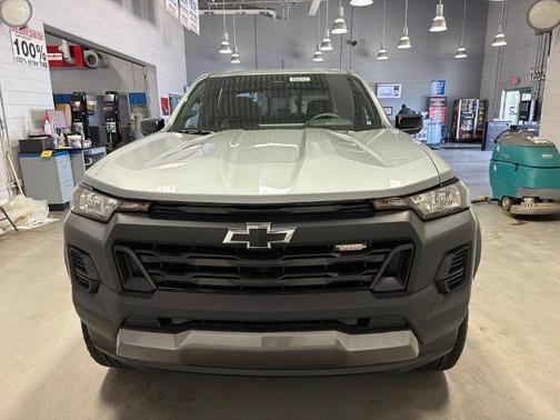 Sterling Gray Metallic 2026 Chevrolet Colorado Trail Boss