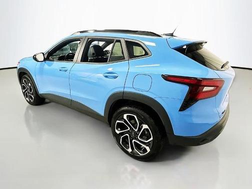 Fountain Blue 2024 Chevrolet Trax 2RS