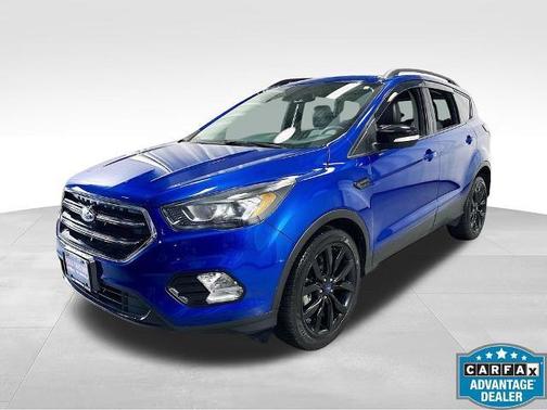 Lightning Blue Metallic 2017 Ford Escape Titanium