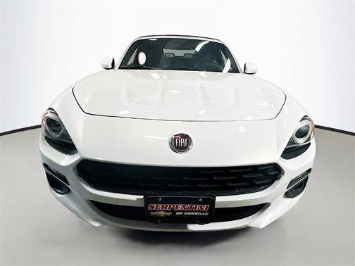 2017 FIAT 124 Spider Lusso