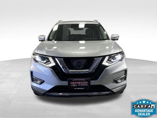 Brilliant Silver 2017 Nissan Rogue SL