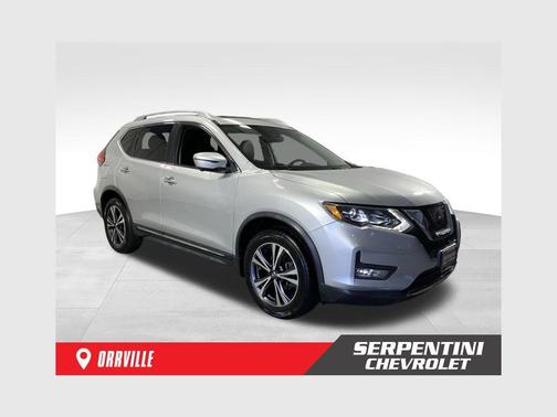 Brilliant Silver 2017 Nissan Rogue SL
