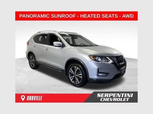 Brilliant Silver 2017 Nissan Rogue SL