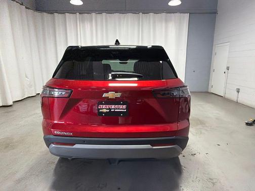 Radiant Red 2026 Chevrolet Equinox LT